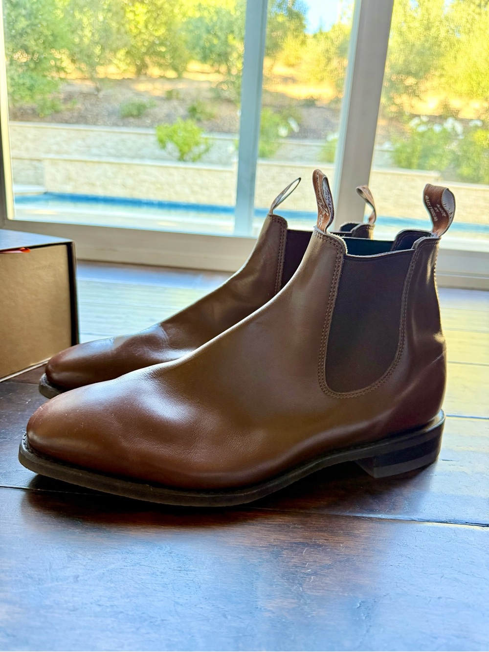 RM William’s Brown Chelsea Boots - Classic Leather Ankle Boots Men’s Size 13